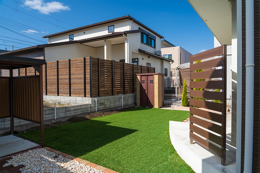 住まいを引き立てる豊かなエクステリアデザイン